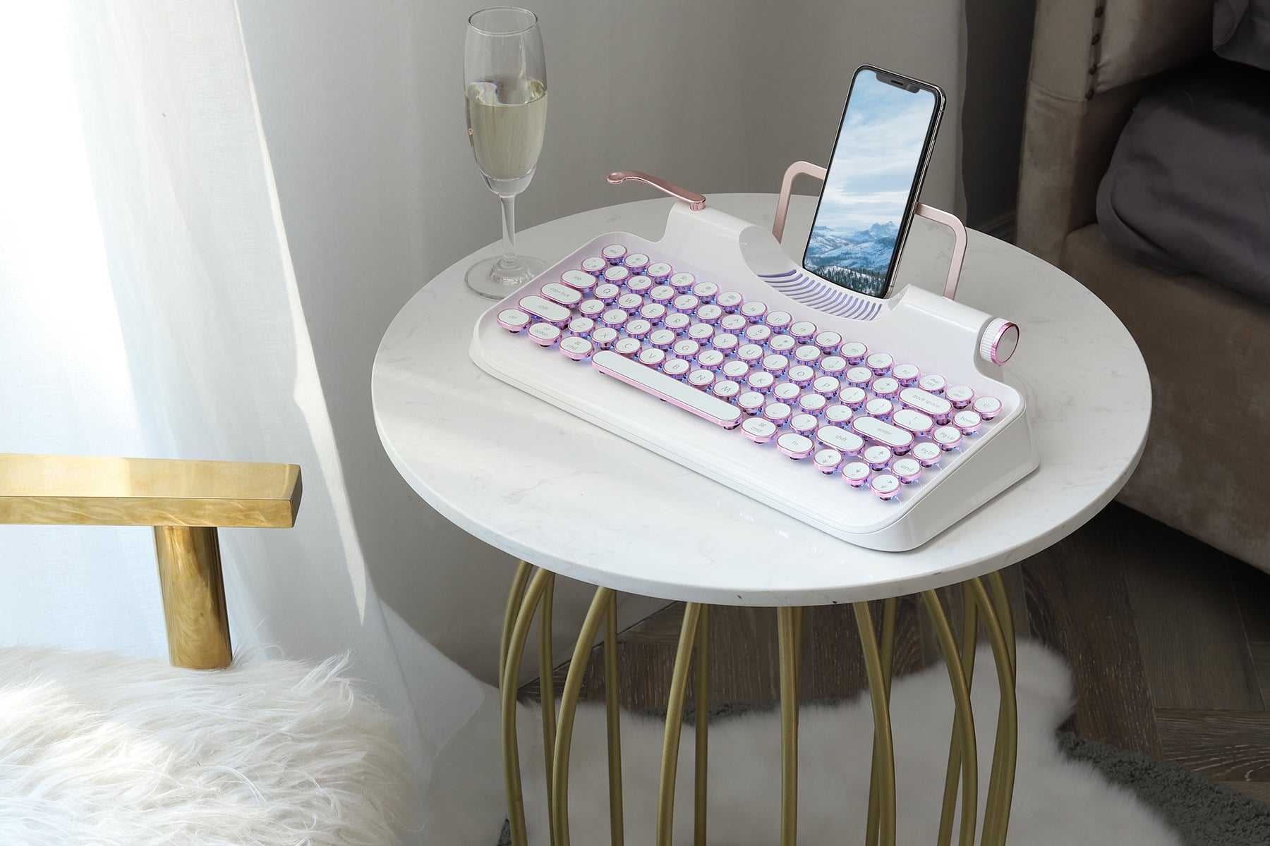 KnewKey Rymek Retro Bluetooth Mechanical Keyboard Pink